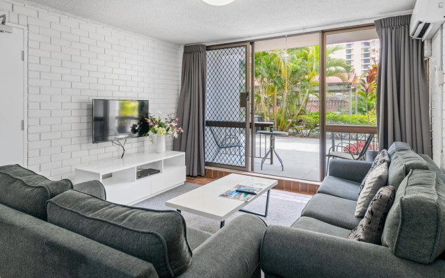 Trickett Gardens Holiday Inn