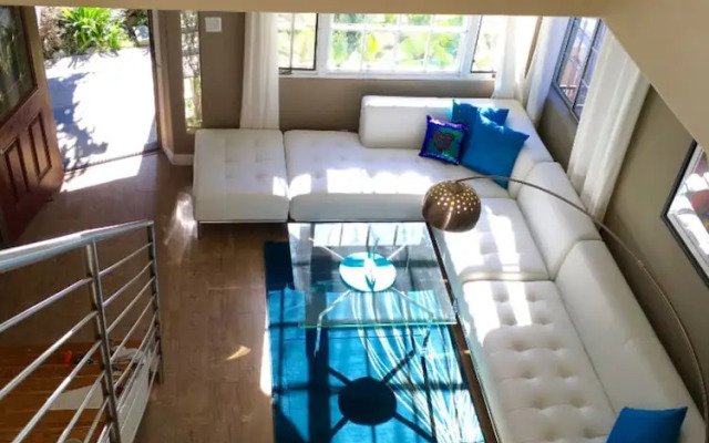 West Coast's Best Sunny Venice Dream Home!