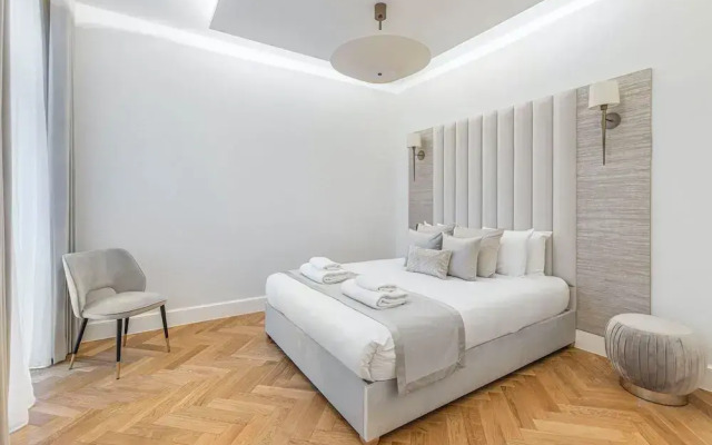 Wimpole Mews - 4 Bedroom Apartment