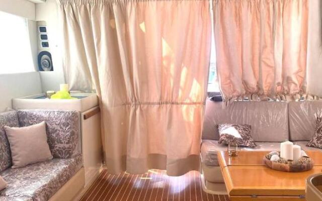 Boat&Breakfast Monica IV