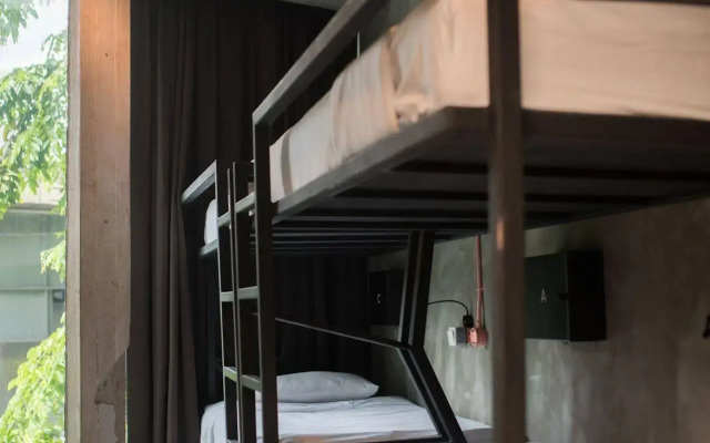 Minimis Hostel