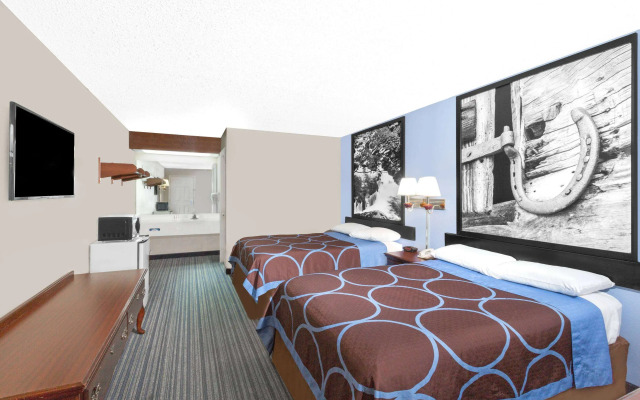 Super 8 by Wyndham Whiteville