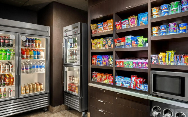 Courtyard by Marriott Evansville East