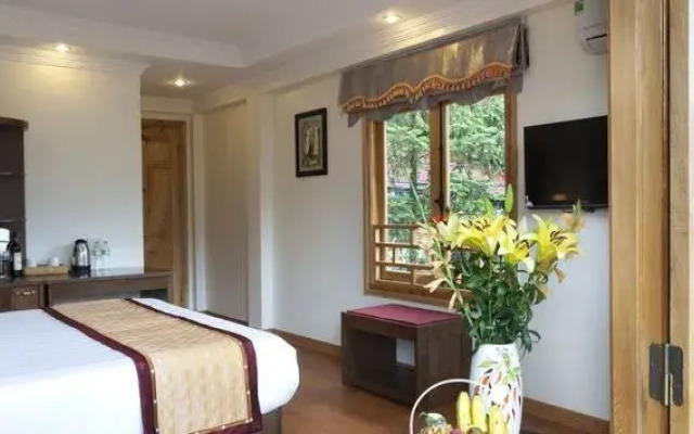Eden Mountain View Hotel