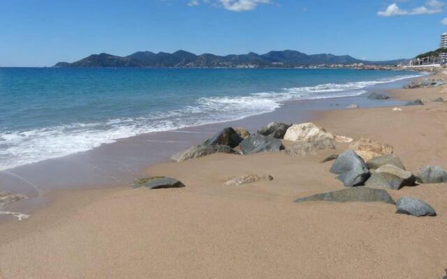 Appartement Lumineux dans Résidence avec Piscine