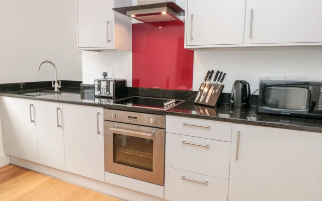 Apartment 2 @ 22 Foss Street