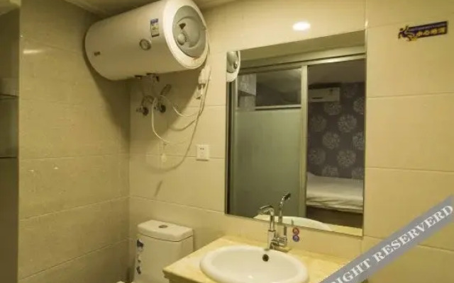 Xinjinjue Hotel