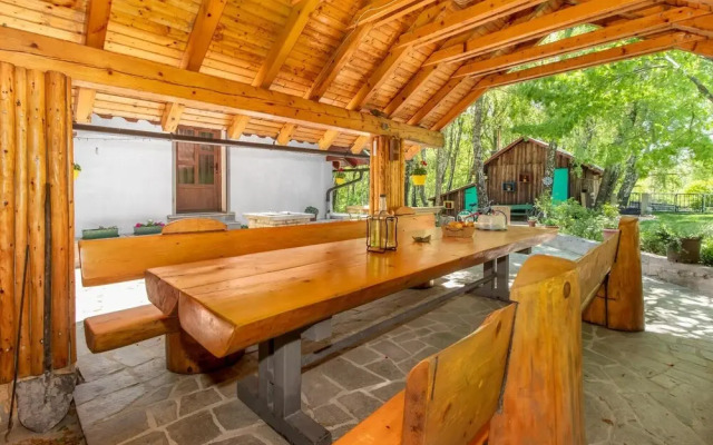 Awesome Home in Breze With Wifi and 2 Bedrooms