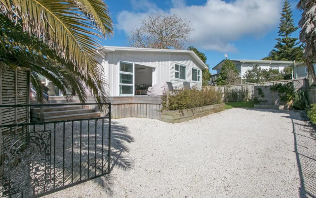 The Waihi Beach House - Waihi Beach Holiday Home