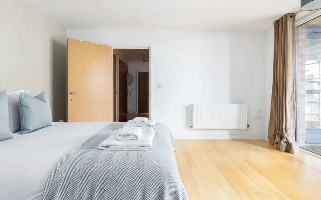 Spacious 2 Bed Apartment in Dalston