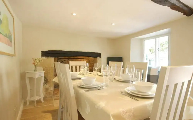 Providence Cottage, BURFORD