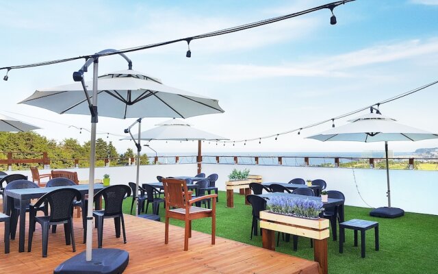 Inthree Gueshouse - Hostel