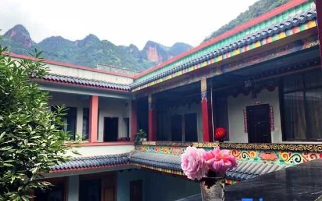 Zixin Space Leisure Hotel