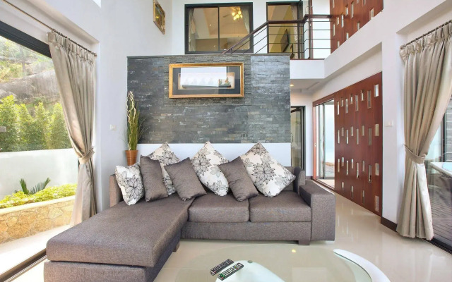 NB Sunrise Mountain Villa