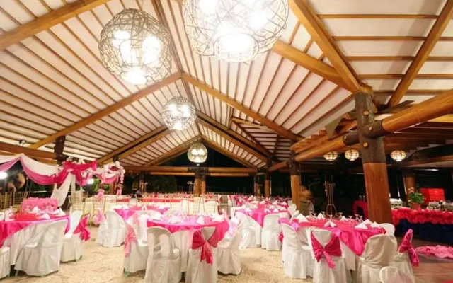 Bosay Resort