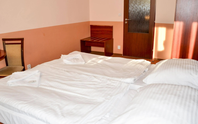 Hotel Inturprag