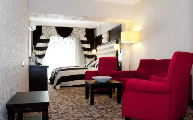 Turist Hotel