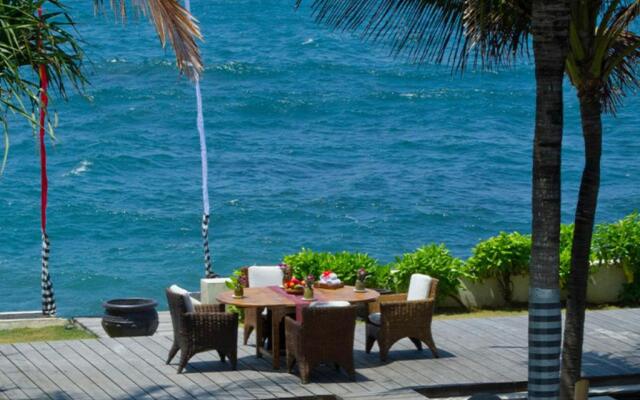 Aventus Luxury Beachfront Villa Gianyar