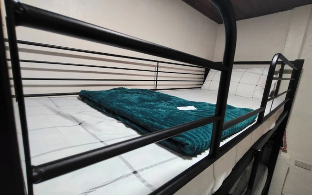 La Ud Lounge and Hostel