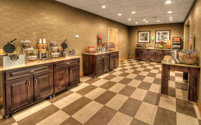 Hampton Inn & Suites Kalamazoo - Oshtemo