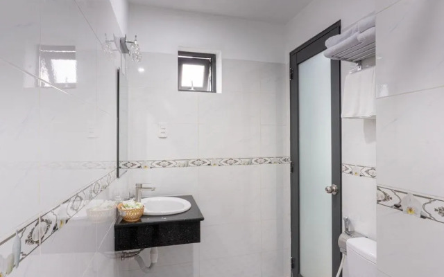 Ninh Giang Hotel