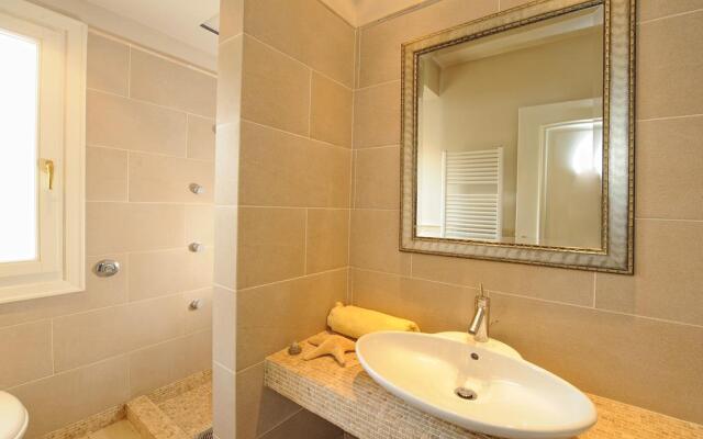 Villa Iris Luxury House