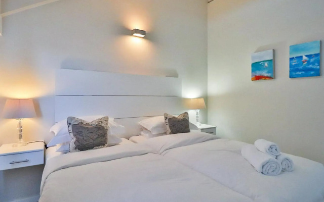 Whale Coast All-Suite-Hotel