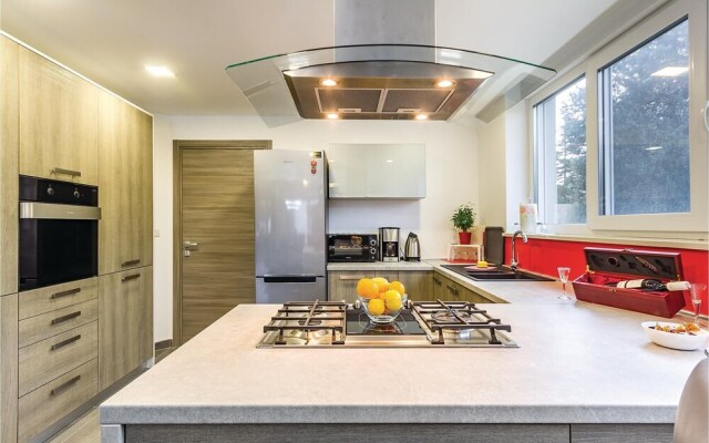 Awesome Home in Pula With Wifi and 4 Bedrooms