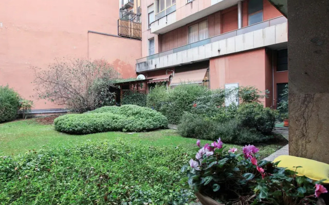 Residence House Aramis Down Town