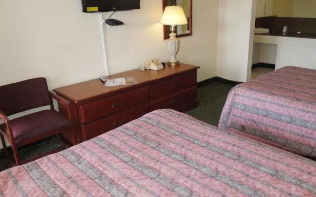 El Rancho Inn