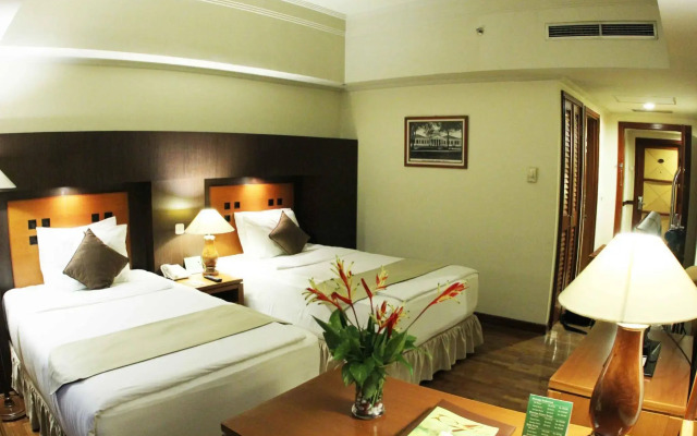 Oasis Amir Hotel