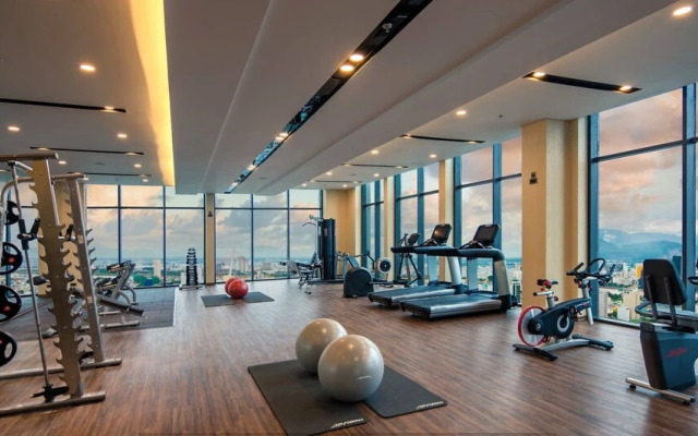 Modern 2 Br Apartment at 4points Opposite Beach