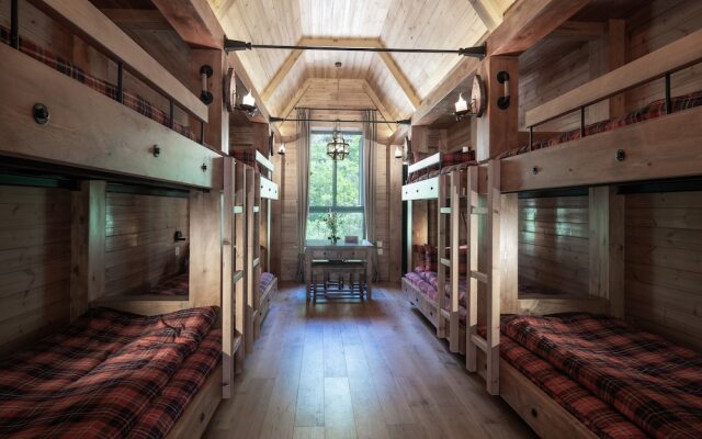 Castle Farmstay Hotel