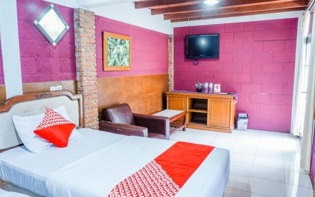 OYO 1488 Hotel Cemara Asri