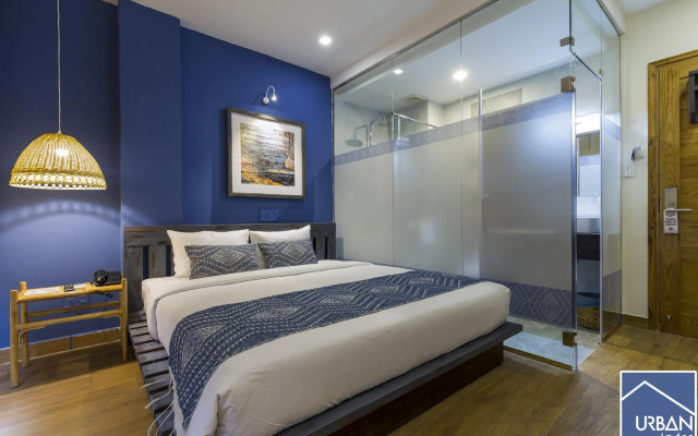 Urban Lodge Hotel - Hostel