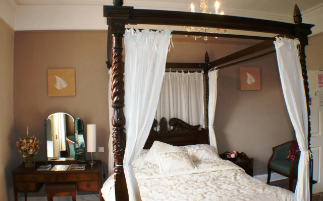 Bank House Hotel