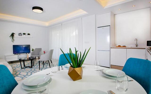 Fortuna 15 - Apartamento con azotea privada y piscina