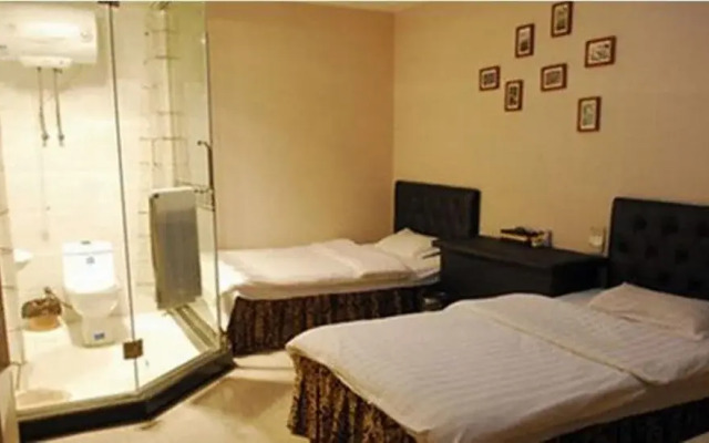 Utopia Theme Inn