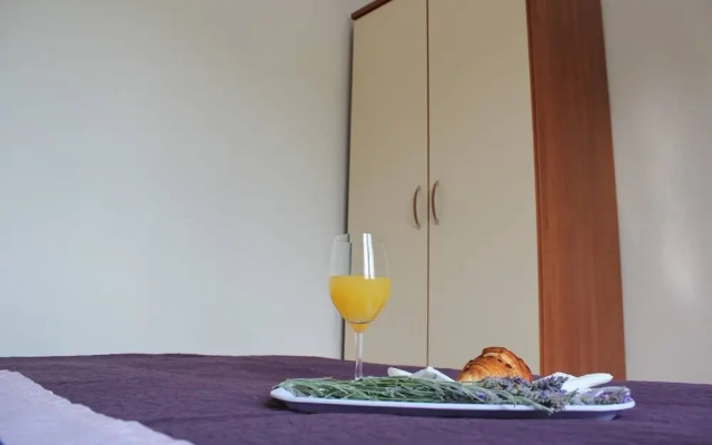Sea View Apartment Ruza, Sleeps 4