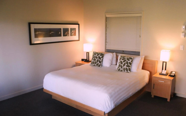 Black Rock Oceanfront Resort