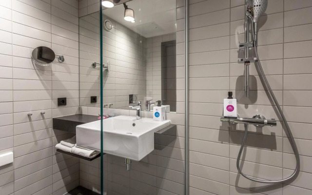 Quality Hotel River Station
