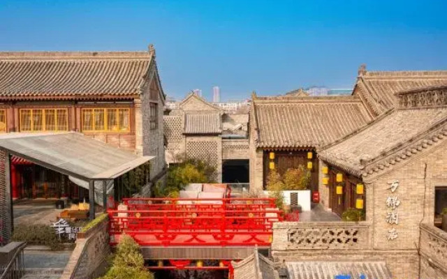 Luoyang Wanjin Hotel (Luoqi Ancient City Yingtianmen Scenic Area)