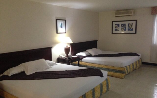 Subic Bay Travelers Hotel & Event Center