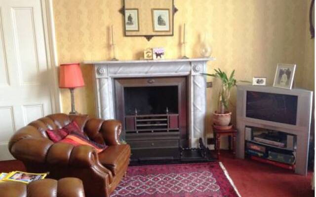 Rathan House - Guesthouse at Eskbank