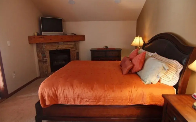 Mountain Town Properties Grey Wolf 5