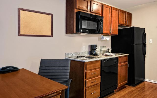 Candlewood Suites Galveston by IHG
