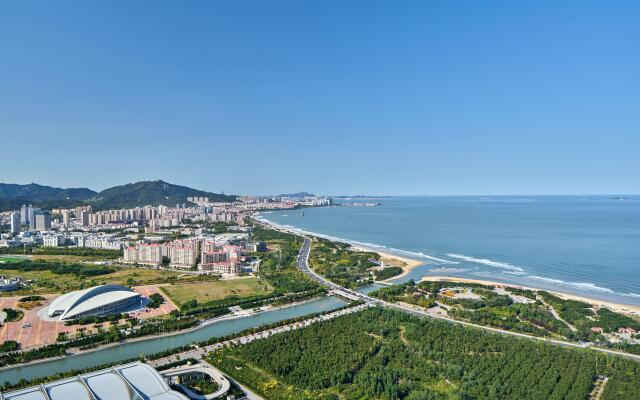 Crowne Plaza Yantai Seaview, an IHG Hotel