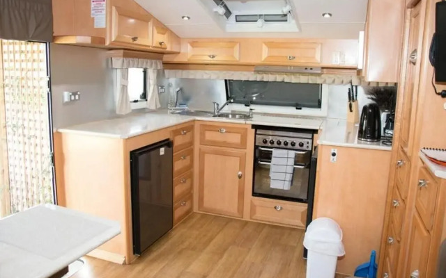 Longford Riverside Caravan Park