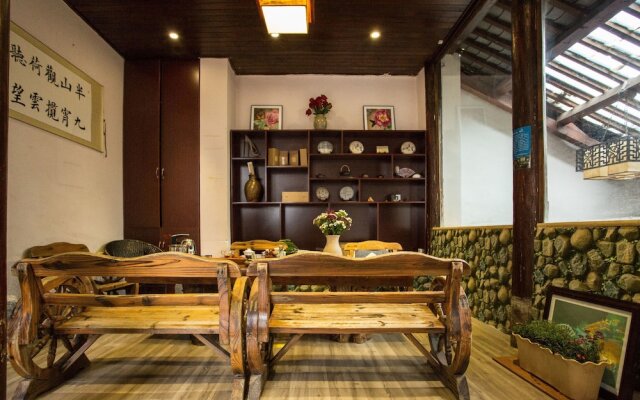 Travel Around the World Inn