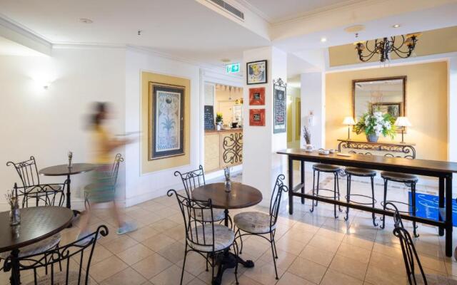 Bel Air on Broadbeach